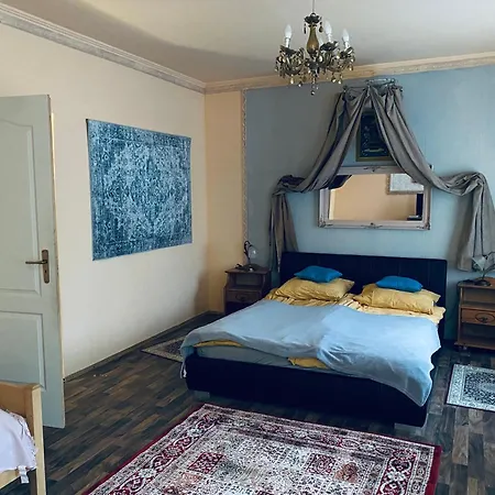 Szinyei Merse-kastely Aparthotel *